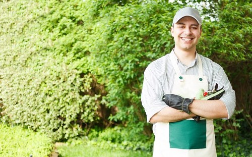 Final resolution in a gardeners complaints procedure